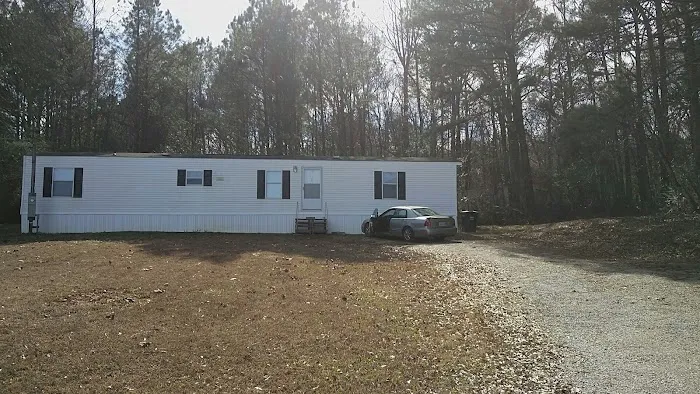 Longmeadow Mobile Home Community Picture 3