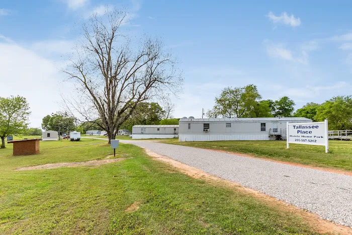 Tallassee Place Mobile Home Park Picture 2
