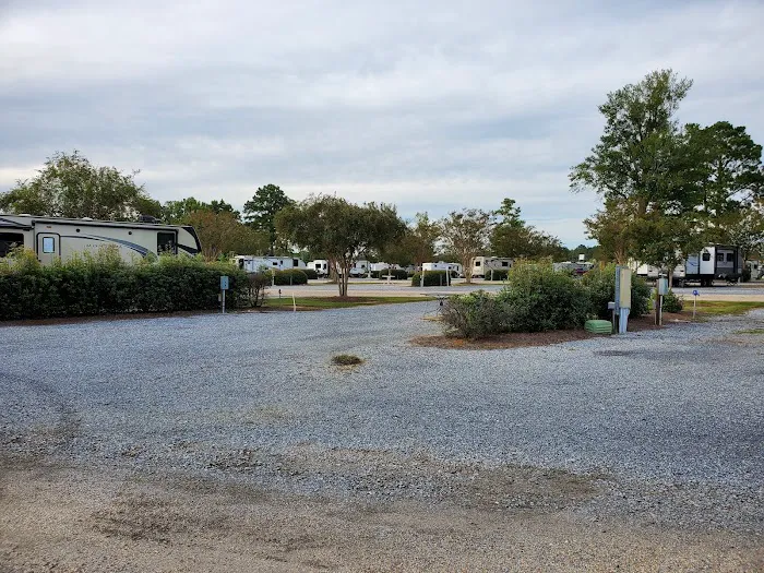 Capital City RV Park Picture 9