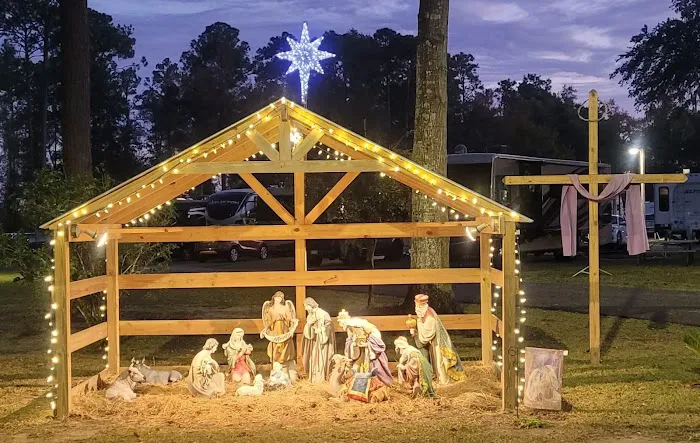 Inland Harbor RV Park Picture 10