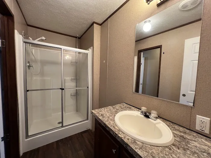 Pleasant Hill Mobile Home Community Picture 2