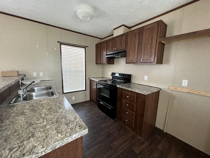 Pleasant Hill Mobile Home Community Picture 4