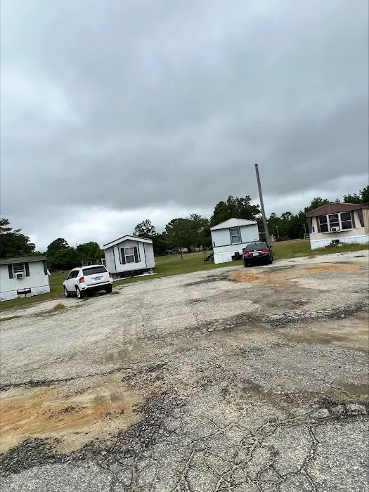 Pleasant Hill Mobile Home Community Picture 3