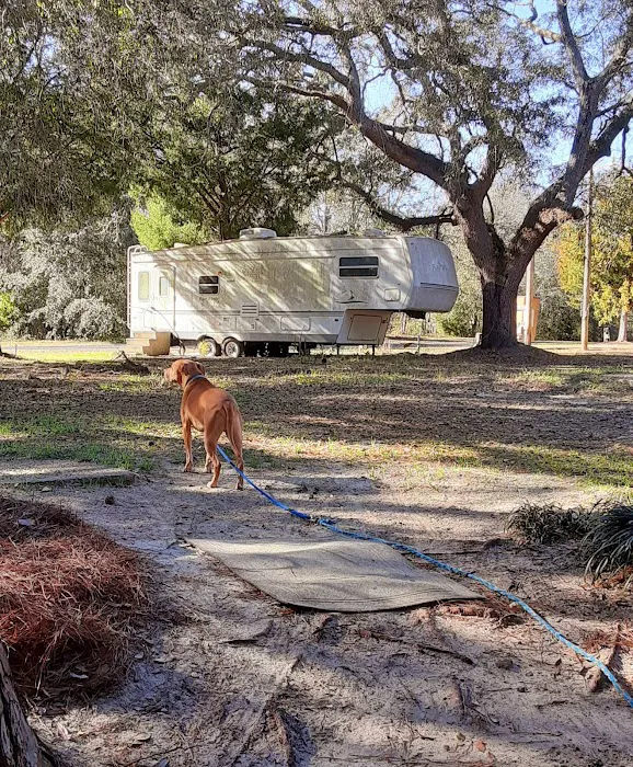 Devencrest RV Sales & Services Picture 3