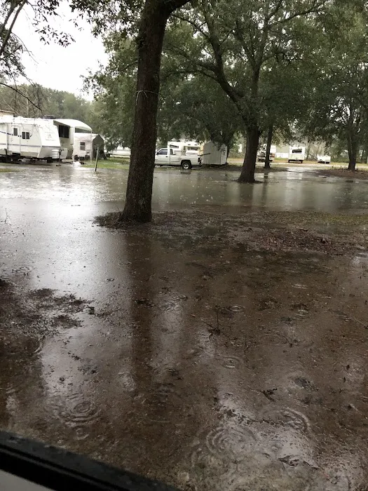 Devencrest RV Sales & Services Picture 7