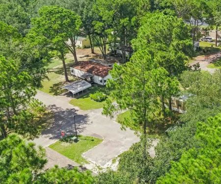 Fernwood Mobile Home Community