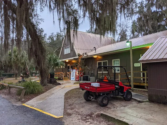 Eagle's Roost RV Resort Picture 9