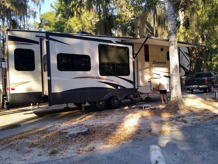 Eagle's Roost RV Resort Picture 5