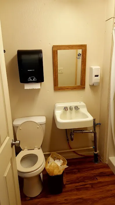 Field Springs Cabin Picture 4