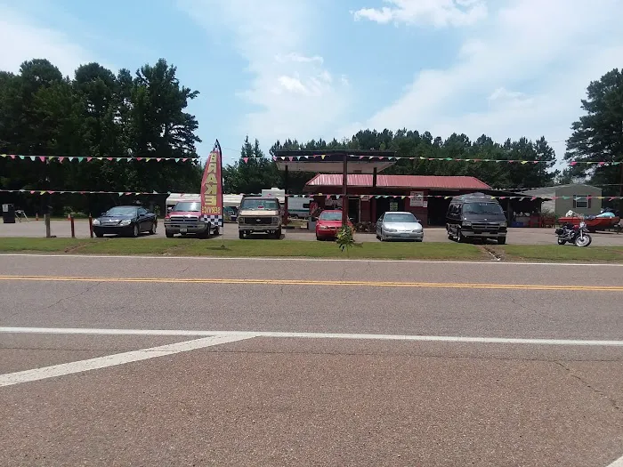 HWY 57 Three Way R.V. Park Picture 2