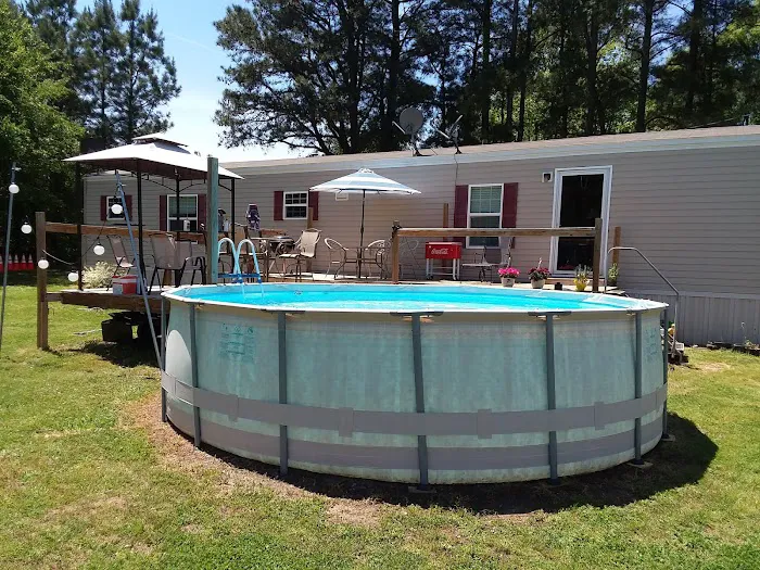 HWY 57 Three Way R.V. Park Picture 1