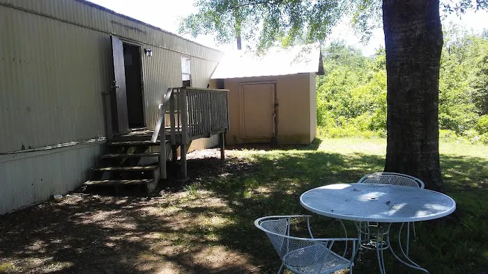 Cove Mobile Home Park Picture 1