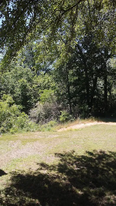 Cove Mobile Home Park Picture 10