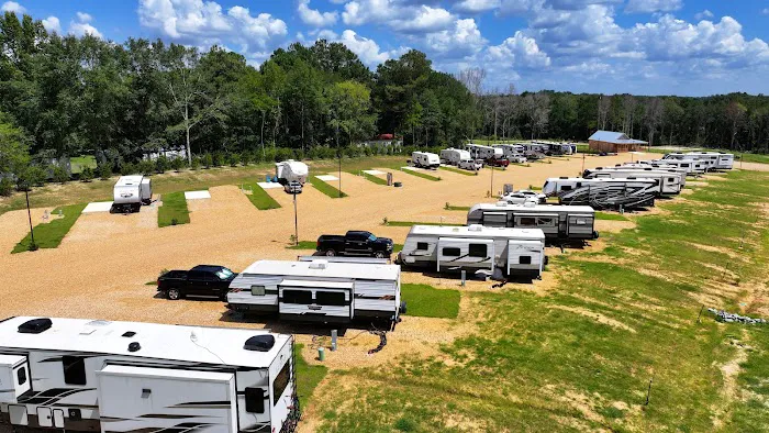Thornhill Ridge RV Community Picture 2