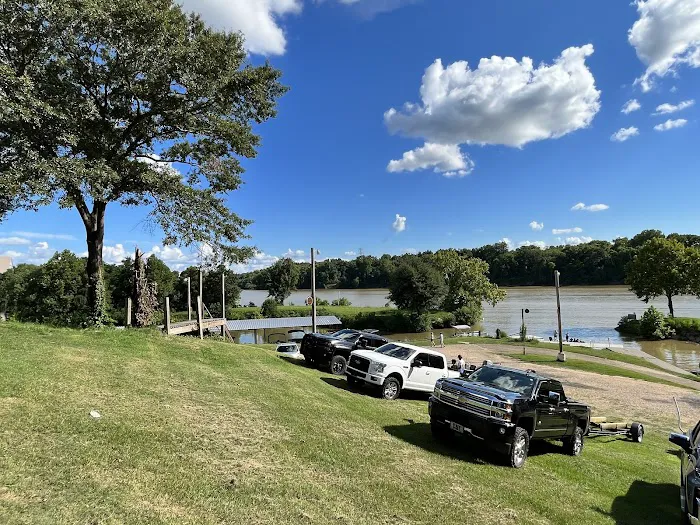 Montgomery Marina RV Resort Picture 5
