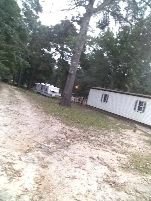 GreenPond Mobile Home Park Picture 3