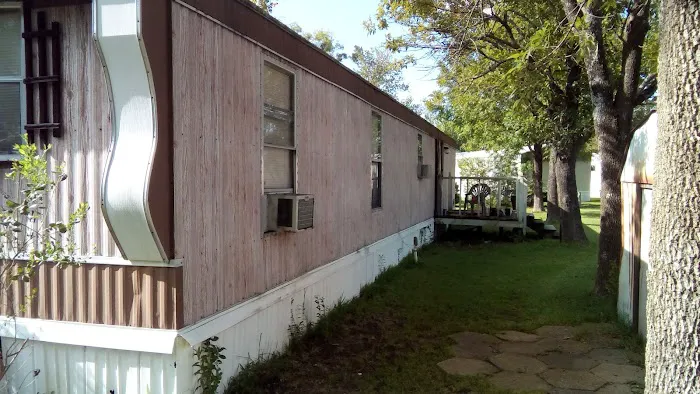 Southern Villa Manufactured Home Community Picture 5