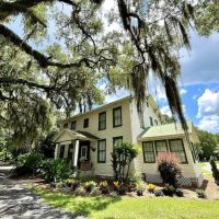 McIntosh Manor RV Park and Retreat ico