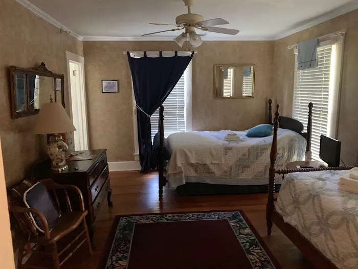 McIntosh Manor RV Park and Retreat Picture 2