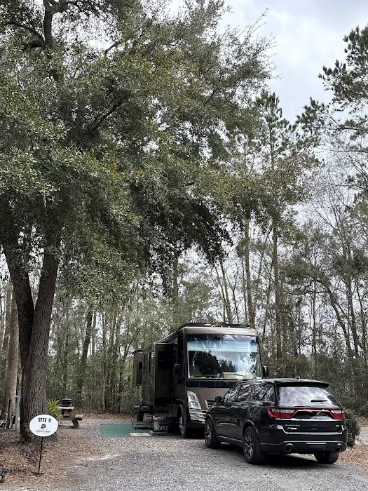 McIntosh Manor RV Park and Retreat Picture 4