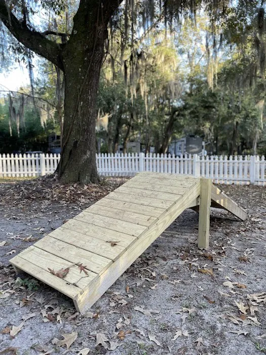 McIntosh Manor RV Park and Retreat Picture 6