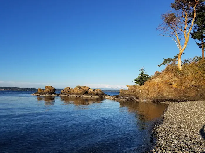 McIntosh Lake RV Park Picture 2