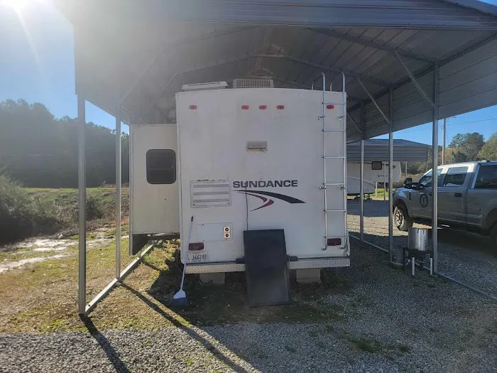 Crestwood Estates RV and camper park Picture 4