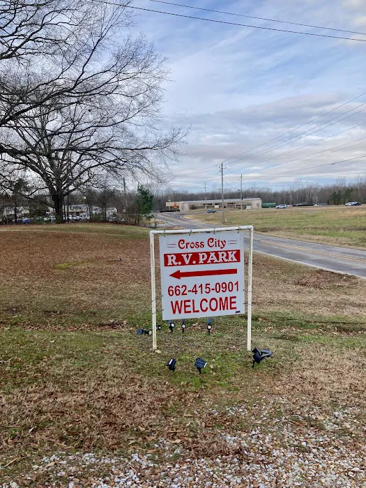 Cross City RV Park Picture 8