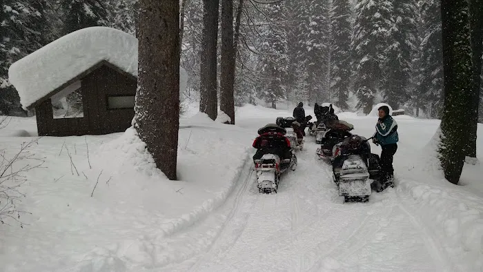Roads End Campground Picture 3