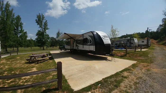 Arrowhead RV Resort at Smith Lake, Crane Hill AL Picture 7