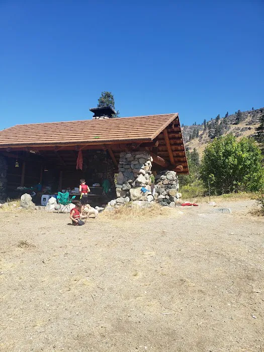 Mitchell Creek Campground Picture 3