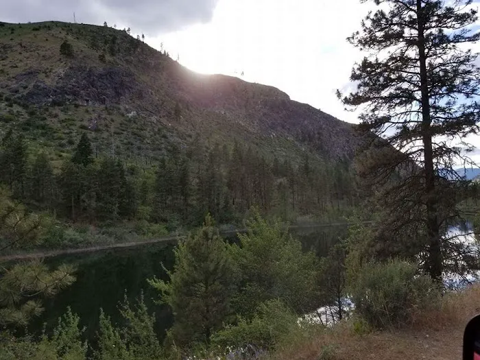 Antilon Lake Campground Picture 9