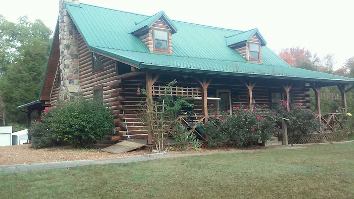 Blackhawk hill cabin rental & campground Picture 6