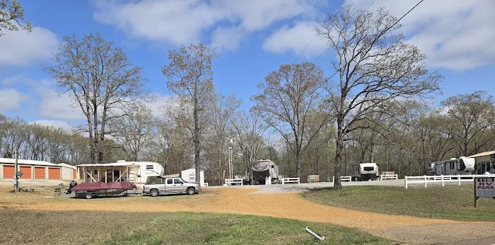 119 RV Park & Storage Picture 1