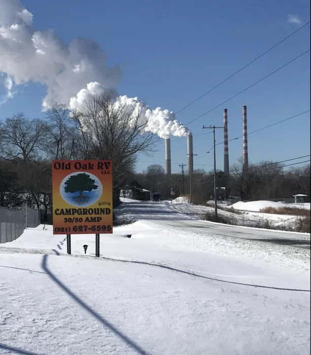 OLD OAK RV AND RV RENTALS Picture 3