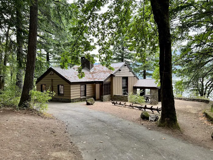 Eagle Creek Overlook Group Campground Picture 3
