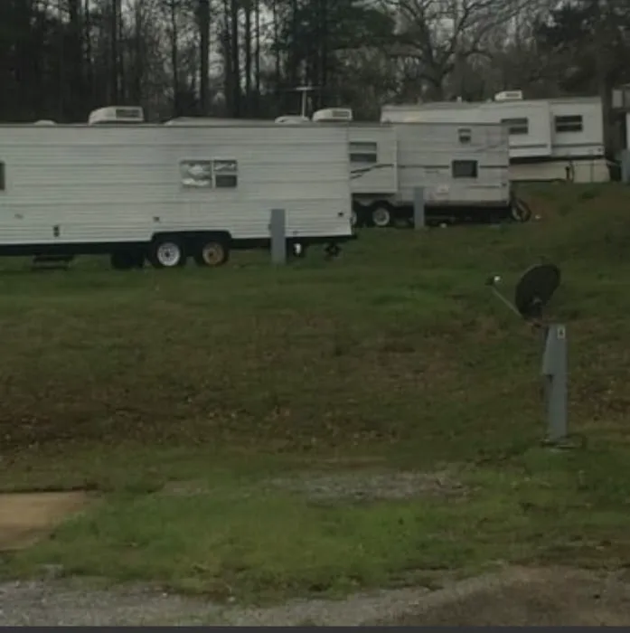 Shady Oaks RV Park Picture 3