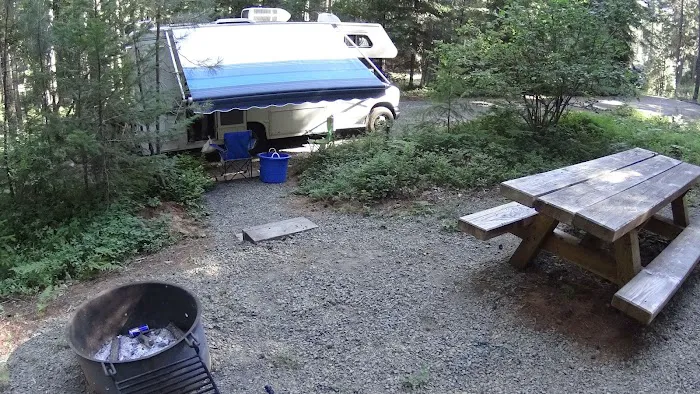 Spring Drive RV Campground Picture 10