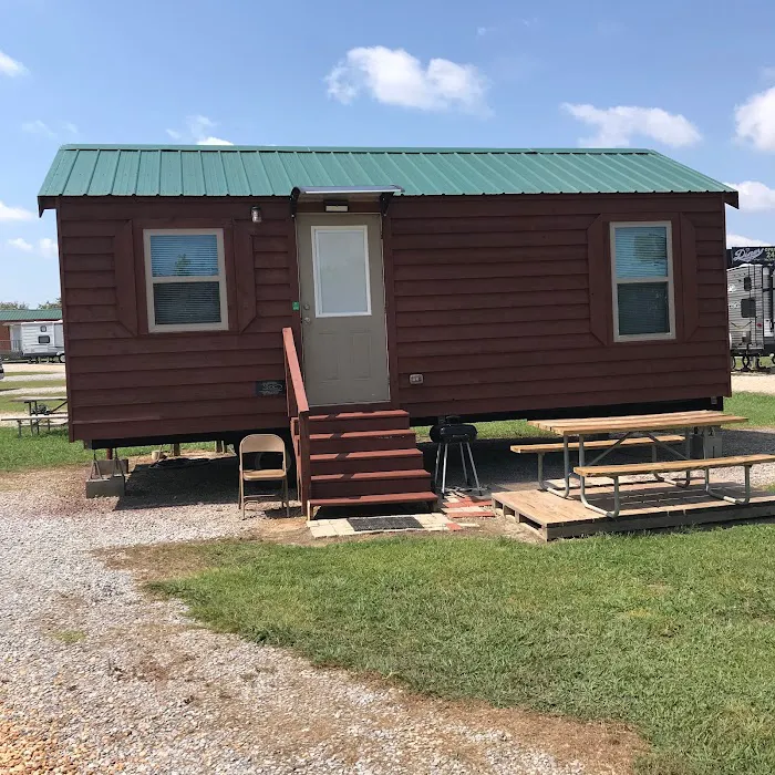 Montgomery South RV Park & Cabins Picture 2