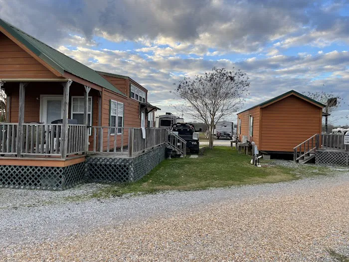 Montgomery South RV Park & Cabins Picture 7
