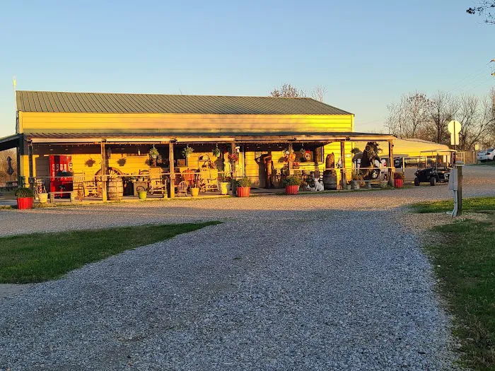 Montgomery South RV Park & Cabins Picture 6