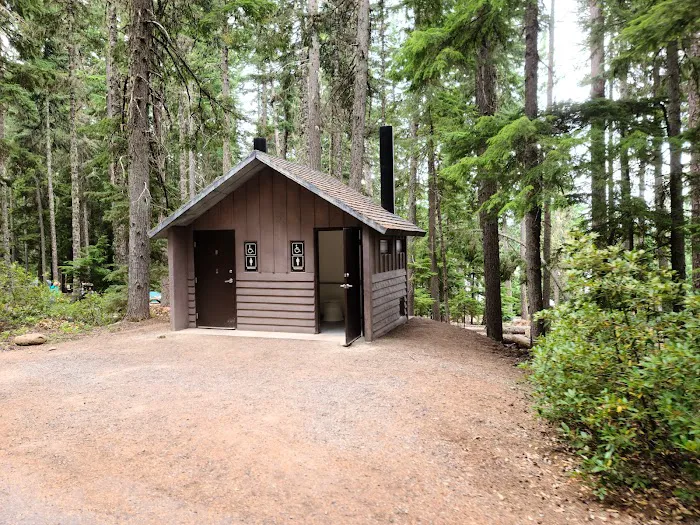Clear Lake Campground Picture 2