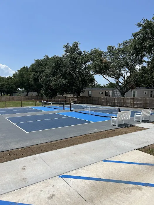 The Station RV Resort Picture 9