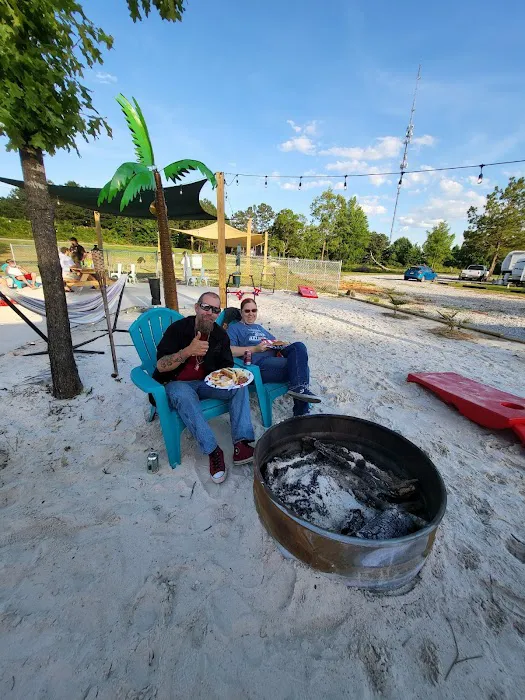 Over Yonder RV Park Picture 5