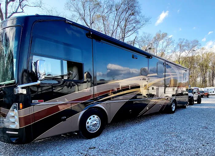 Over Yonder RV Park Picture 1