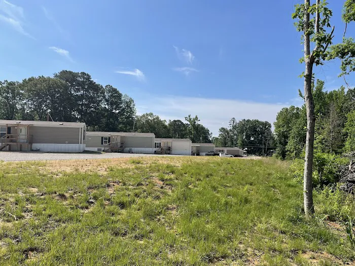 B.R.A.M.P. (Spain's Trailer Park) Picture 2