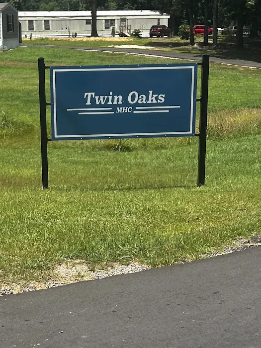 Twin Oaks Park Picture 1