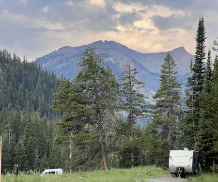 Soda Butte Campground