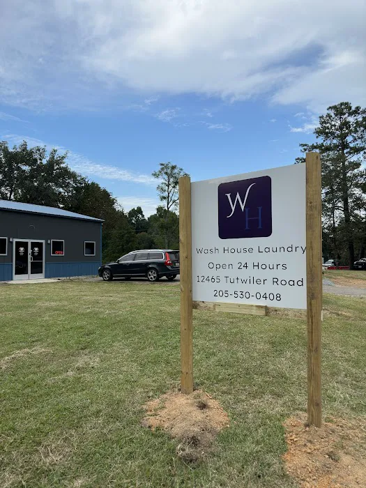 Tut Huts RV Park Picture 2