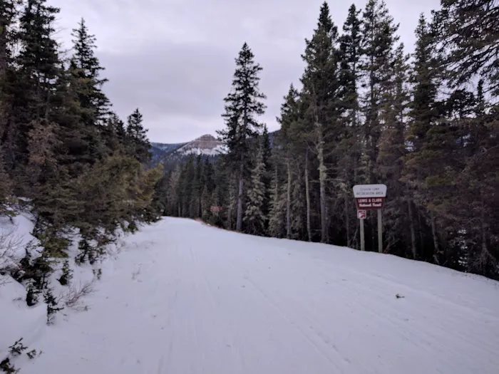 The Big and Little Snowy Mountain Range Picture 8